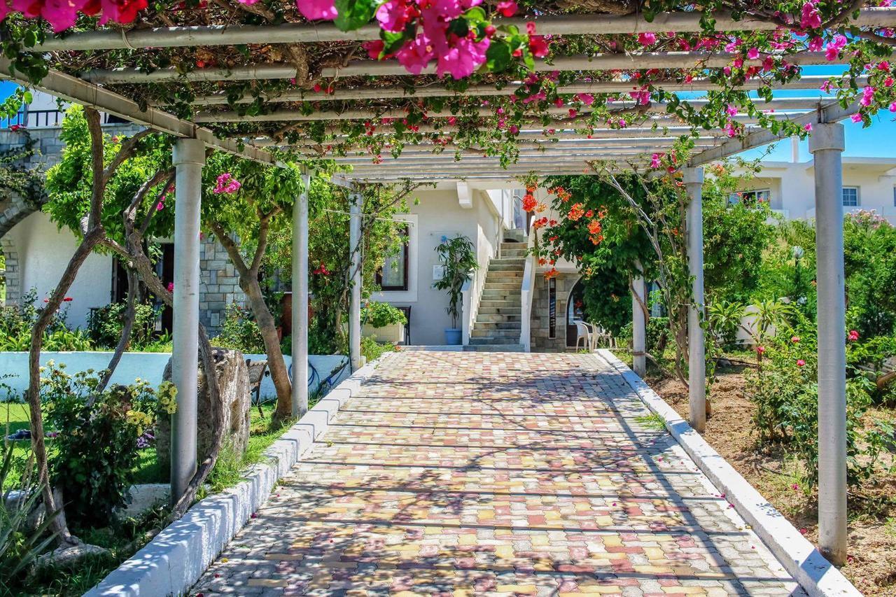 Villa Merabello Agia Marina Exteriör bild