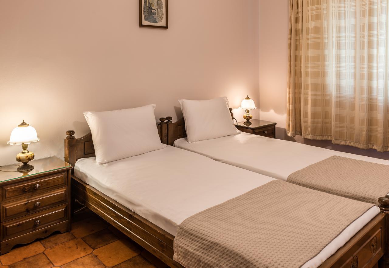Villa Merabello Agia Marina Exteriör bild